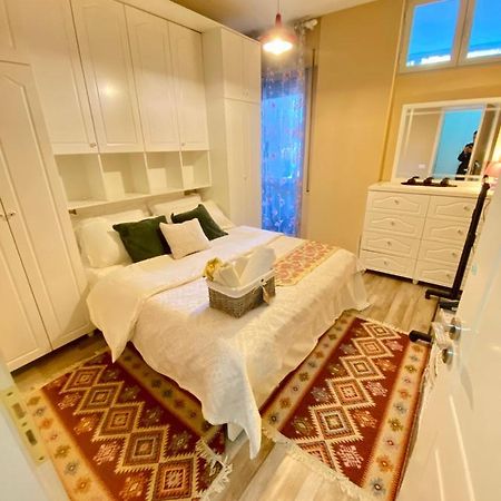 Ultra Apartments 'New Baazar' Тирана Экстерьер фото