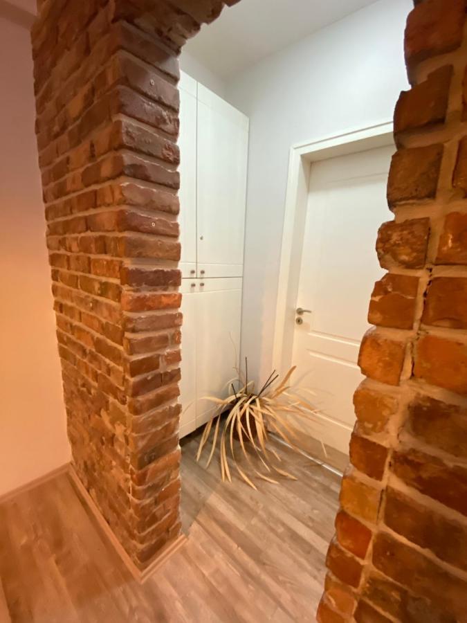 Ultra Apartments 'New Baazar' Тирана Экстерьер фото